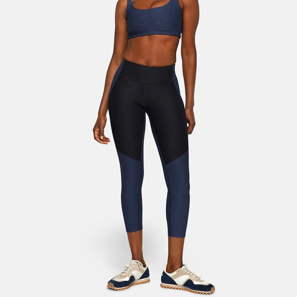 ✨ S A L E ✨ Outdoor Voices Warmup 3/4 Legging